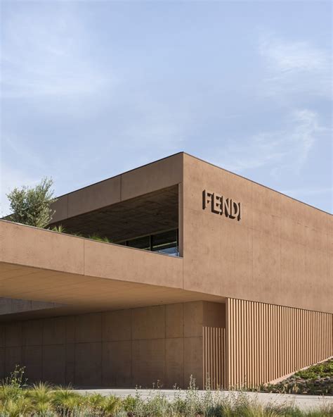 fendi factory outlet